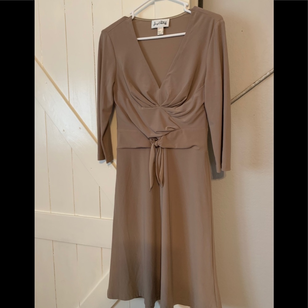 Joseph Ribcoff dress - Picture 2 of 4